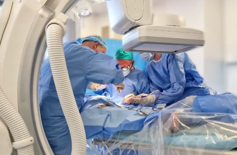 Hybrid Vascular Procedures