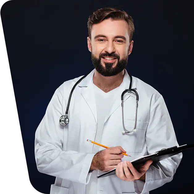 Imaginea ilustrează un medic având în mână un clipboard, simbolizând abordarea profesionistă și gestionarea eficientă a tratamentului pentru furunculoza inghinală.